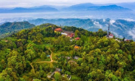 彭州丹景山,蜀地仙境，自然与文化交融的瑰宝